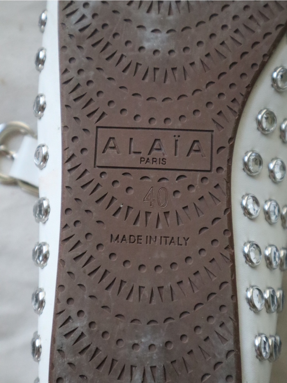 ALAIA Azzedine White Studded Mary Jane Flats - Picture 4 of 4